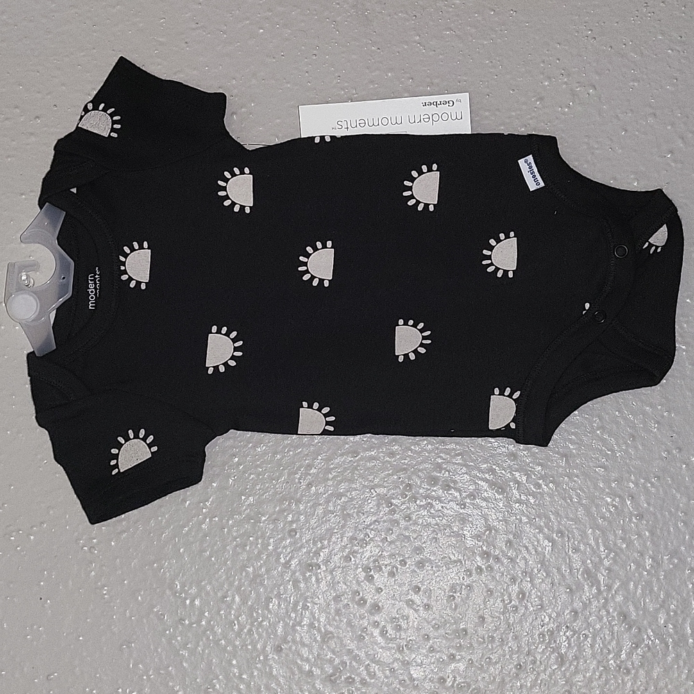 Gerber Baby Bodysuit/ Onesie